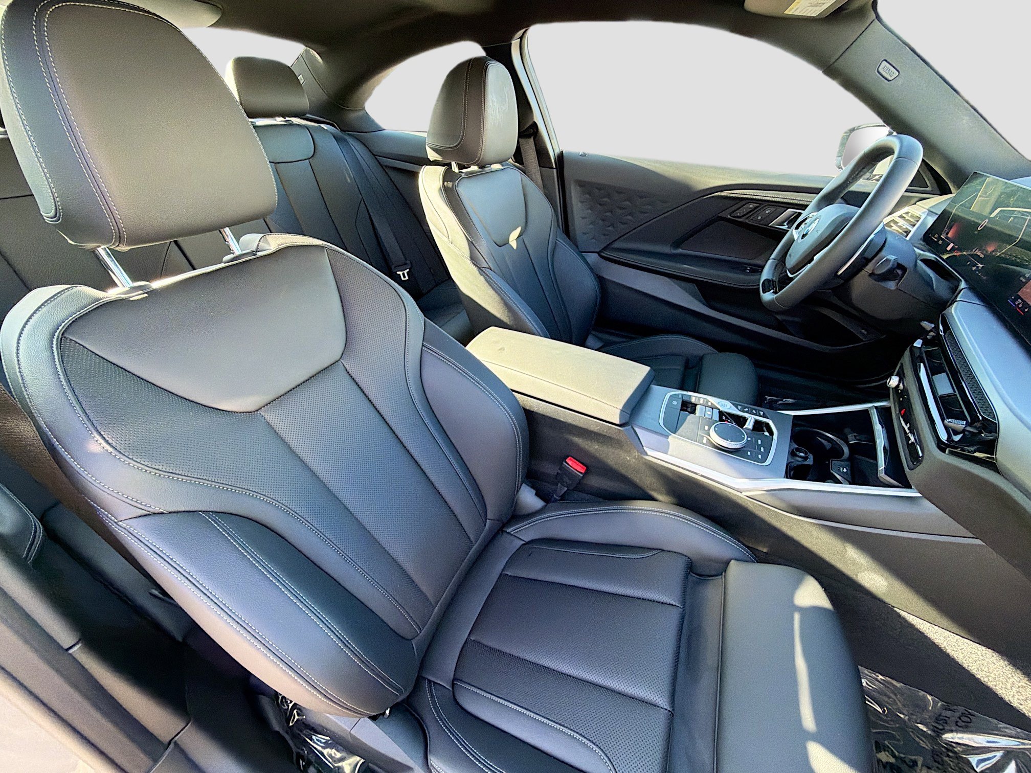 Used 2025 BMW 230i Coupe w/ Parking Assistance Package RWD image 14