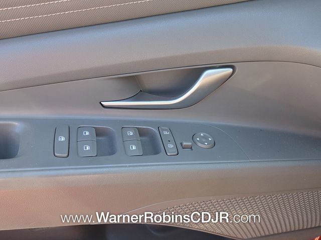 Used 2022 Hyundai Elantra SEL w/ Convenience Package image 28