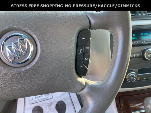 Used 2011 Buick Lucerne CXL image 21