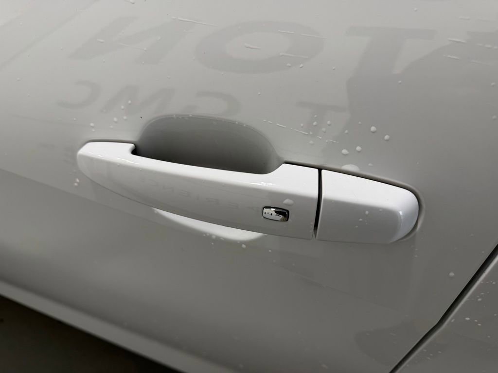 Used 2022 Chevrolet Malibu LS image 3