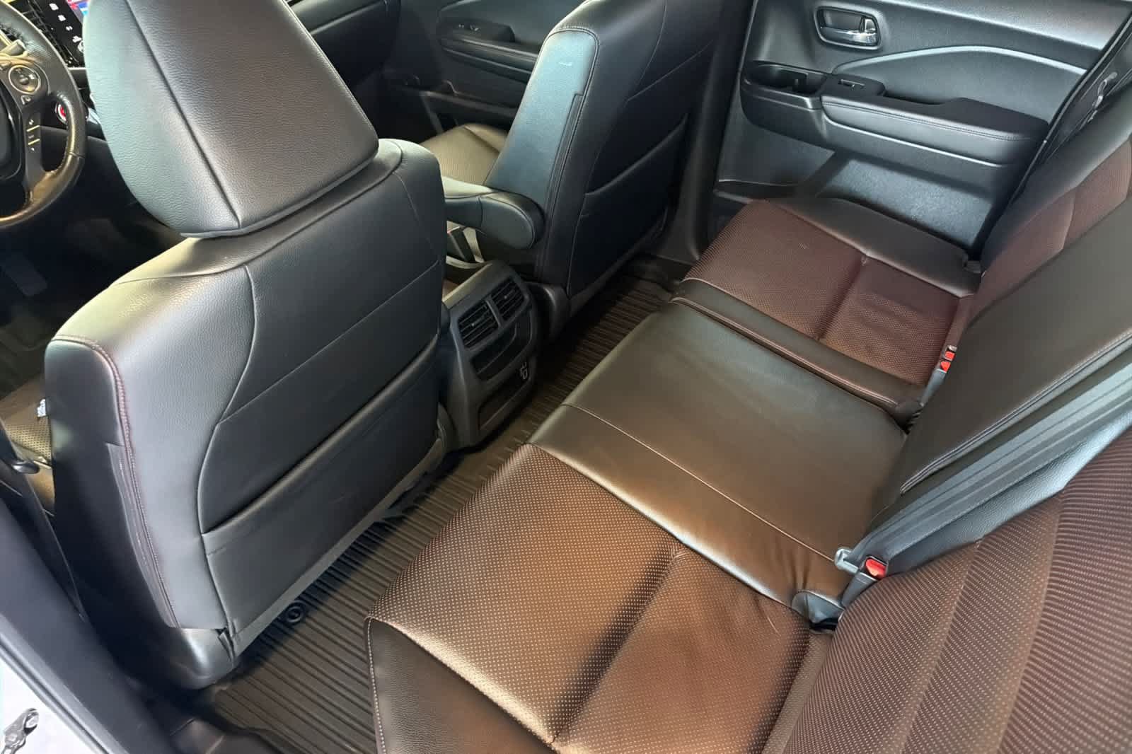 Used 2023 Honda Ridgeline Black Edition image 4