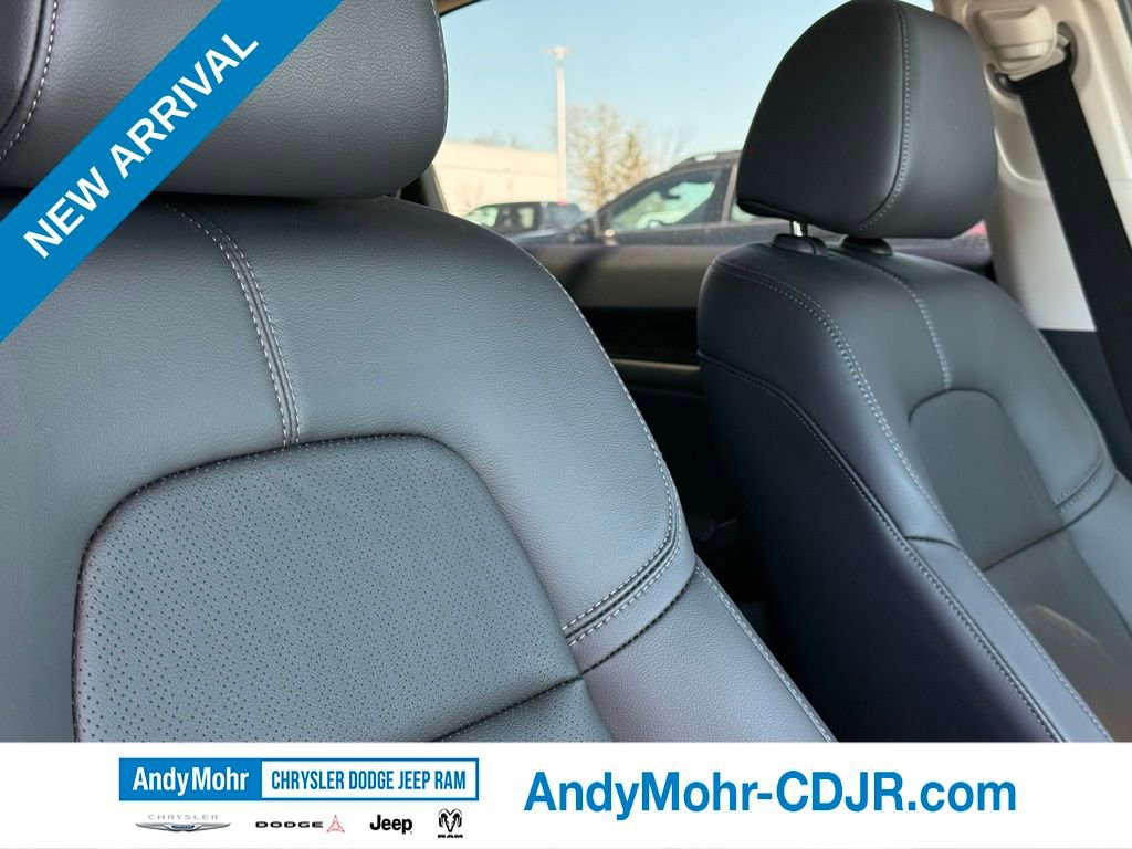 Used 2024 Honda Civic Touring image 40