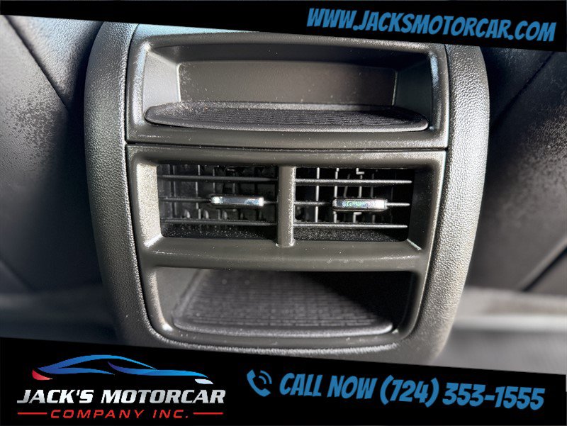 Used 2025 Cadillac XT5 Premium Luxury w/ LPO, Floor Liner Package AWD/4WD image 24