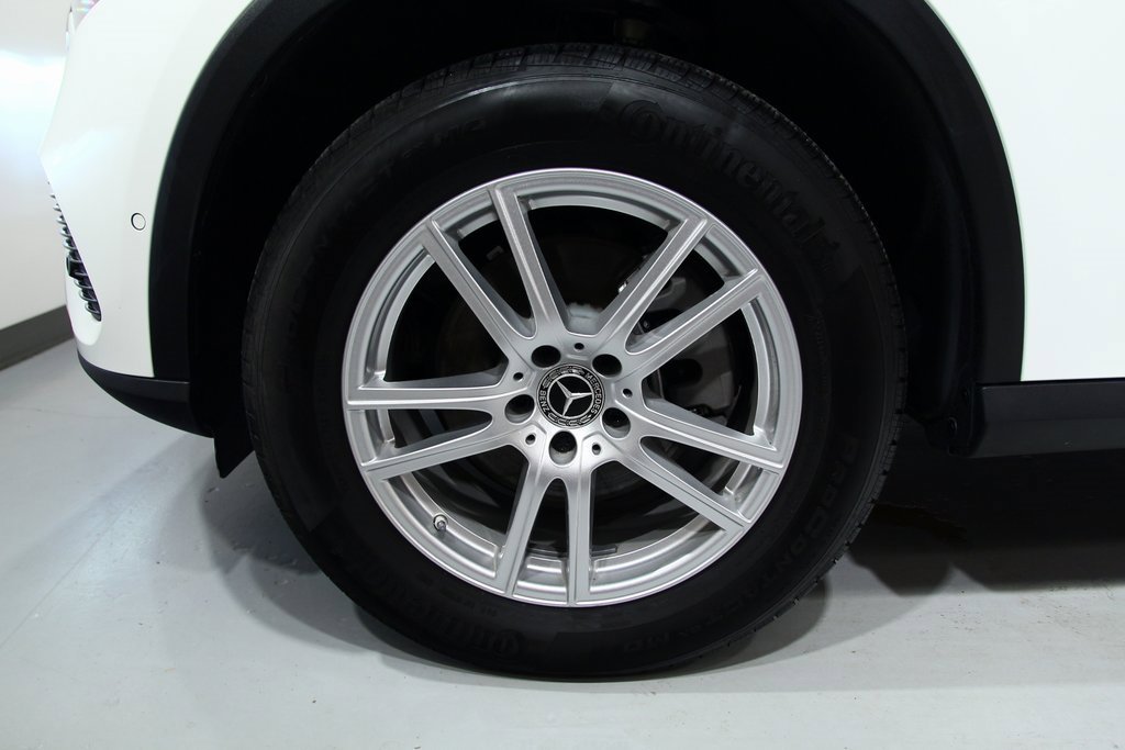 Used 2023 Mercedes-Benz GLC 300 4MATIC image 17