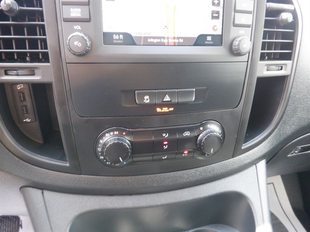 Used 2023 Mercedes-Benz Metris image 16