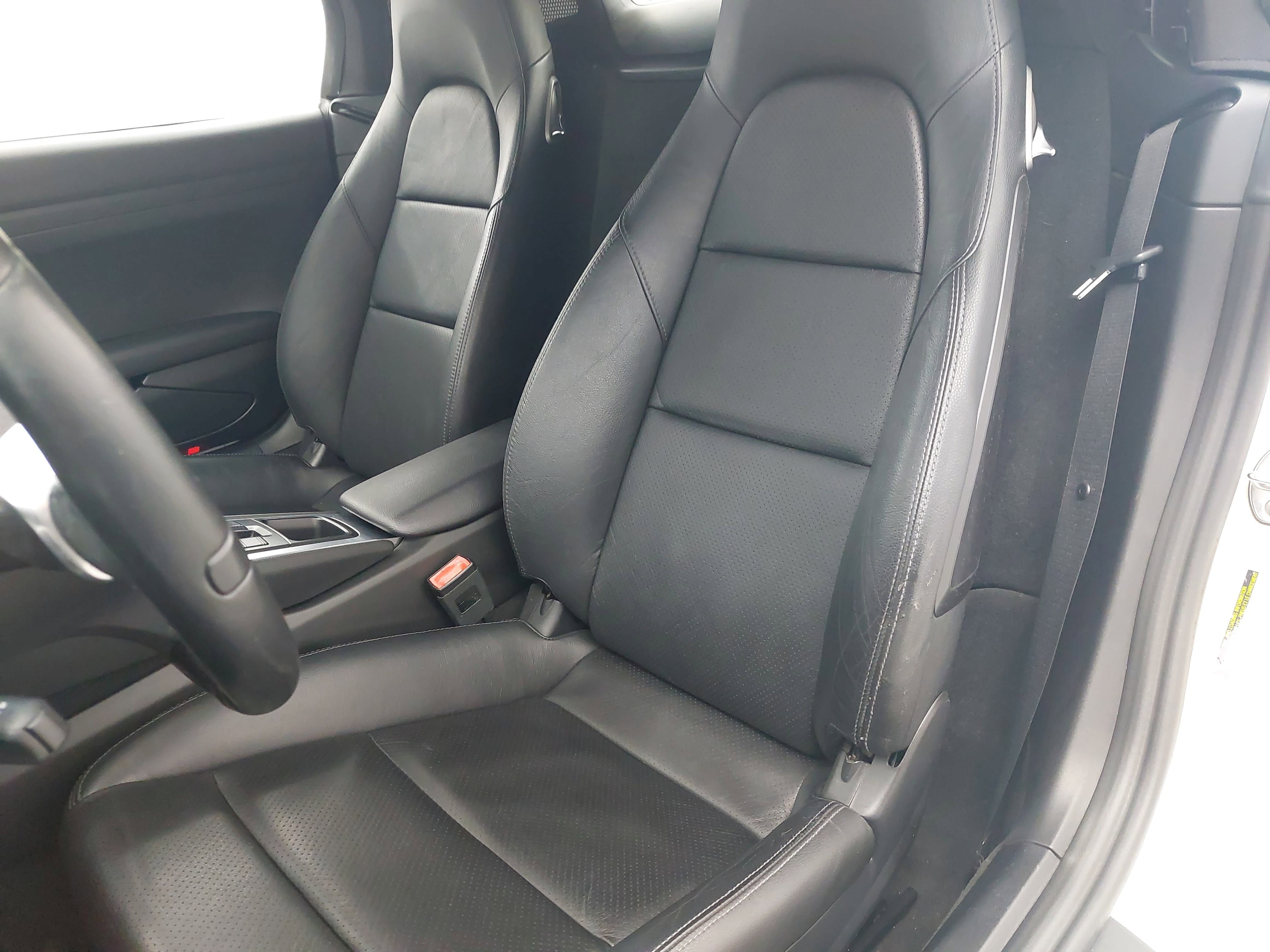 Used 2014 Porsche Boxster image 13