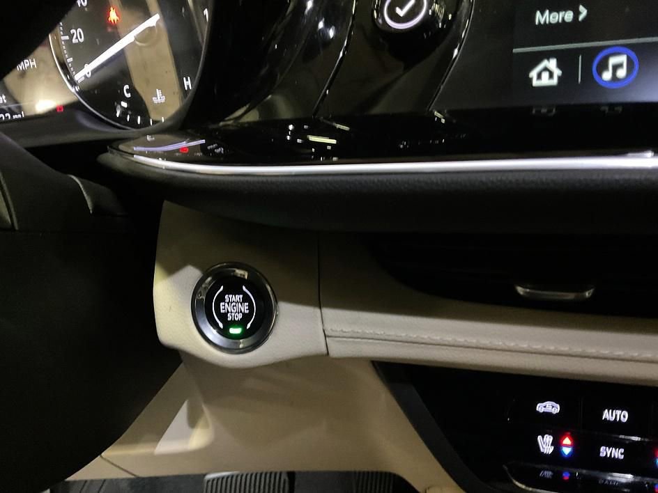 Used 2023 Buick Envision Avenir image 25