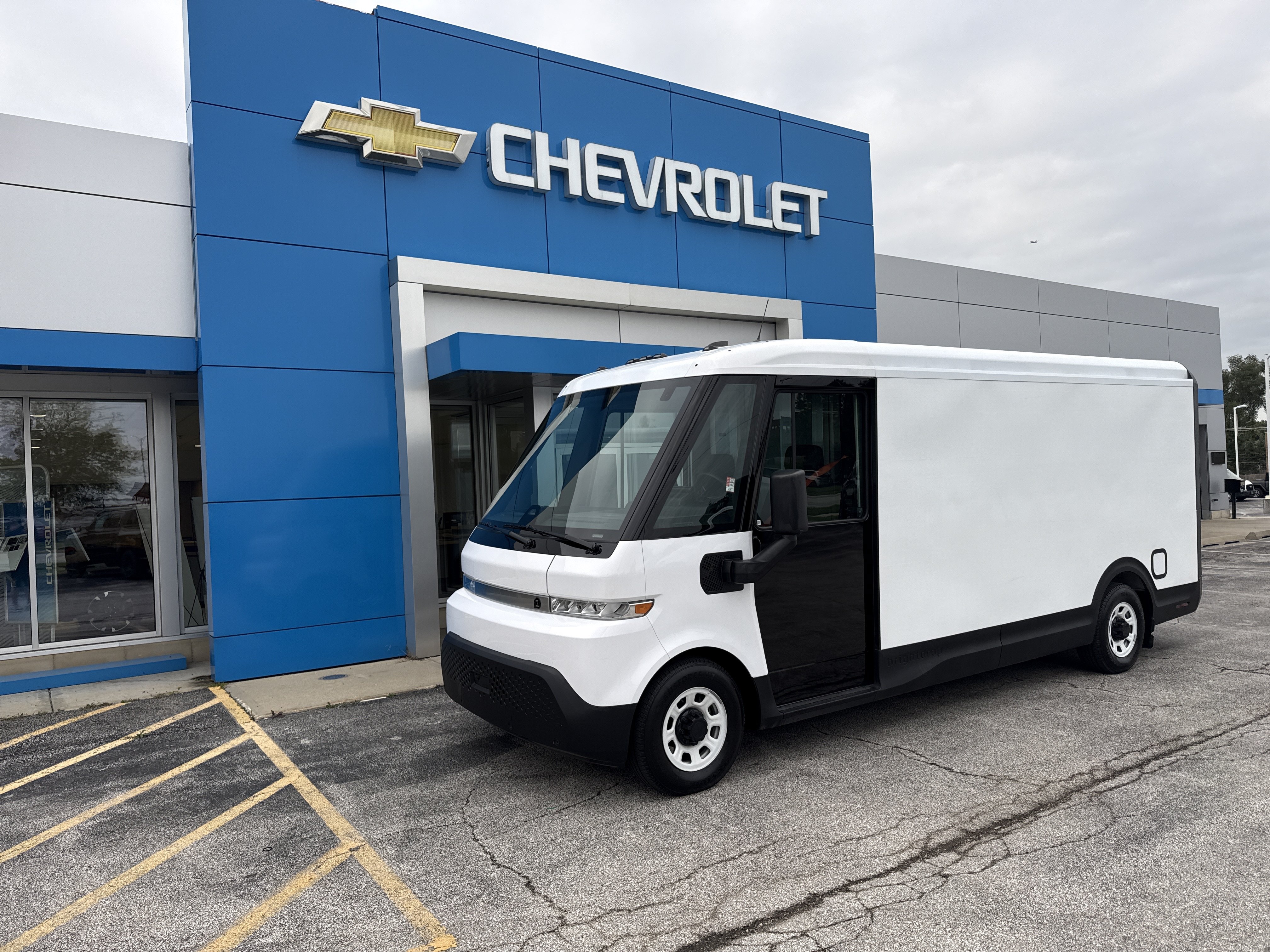 Certified 2024 Chevrolet Brightdrop 600 w/ Battery Pack, Max Range AWD/4WD image 6