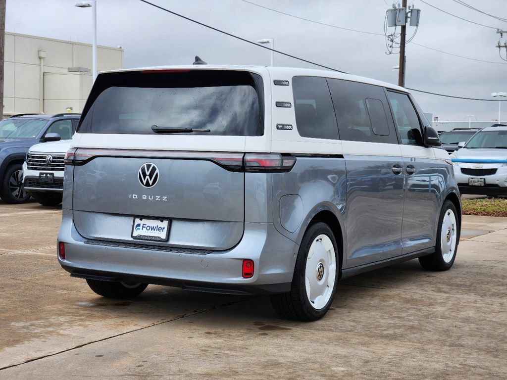 New 2025 Volkswagen ID. Buzz 1st Edition RWD image 4