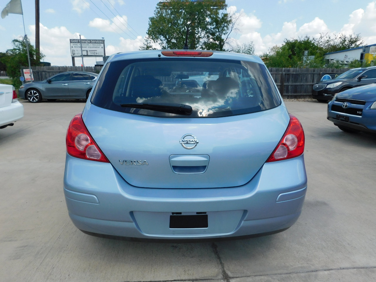 Used 2011 Nissan Versa 1.8 S w/ PWR Plus Pkg image 7