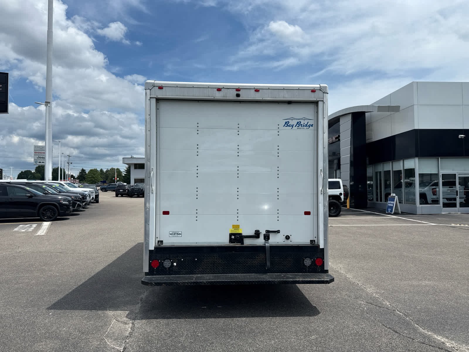 Used 2024 Ford E-350 and Econoline 350 Super Duty w/ Power Windows & Locks Group RWD image 4