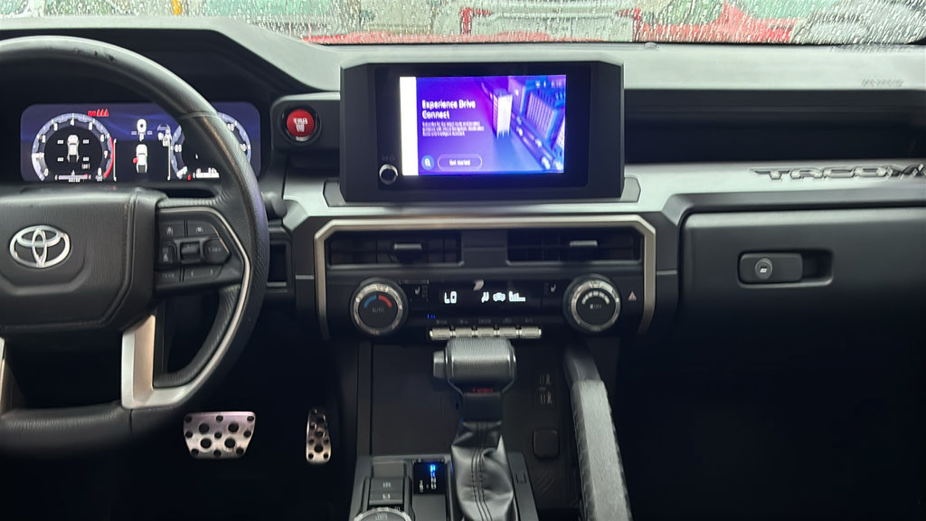 Used 2025 Toyota Tacoma TRD Sport AWD/4WD image 7