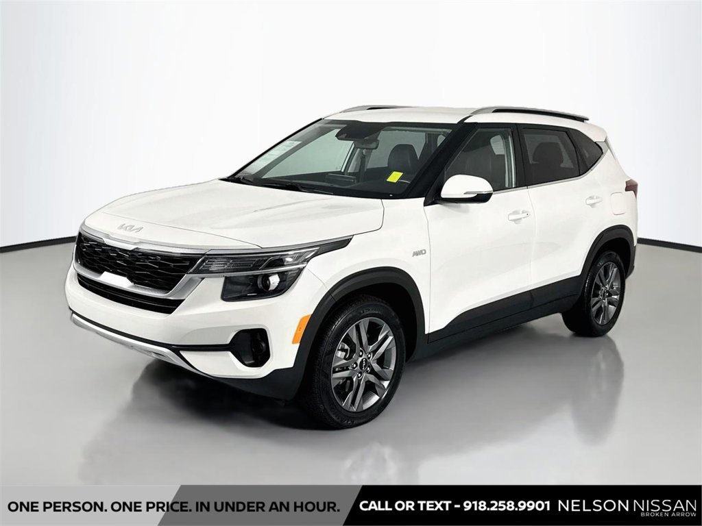Used 2023 Kia Seltos S w/ Navigation Package