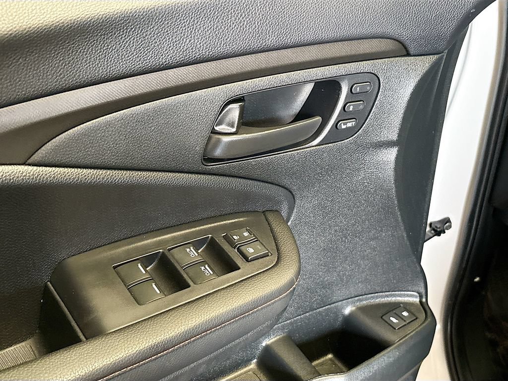 Used 2025 Honda Passport TrailSport image 18