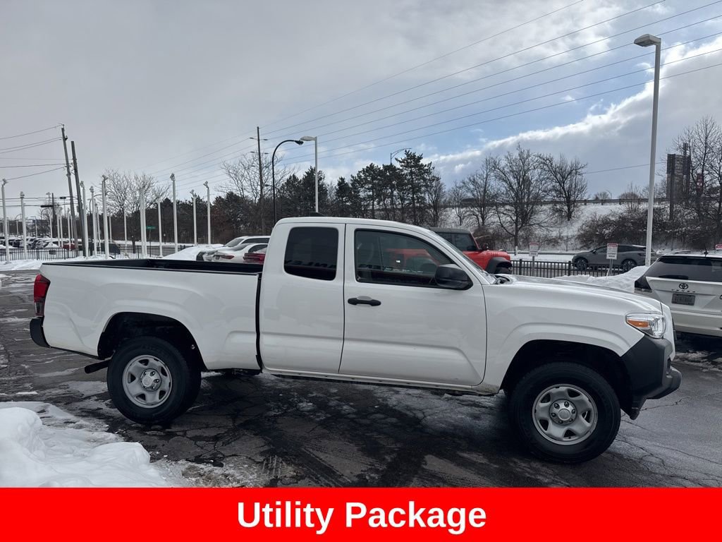 Used 2023 Toyota Tacoma SR image 9