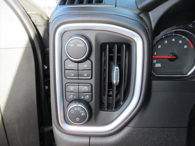 Used 2022 Chevrolet Silverado 1500 LT Trail Boss image 23