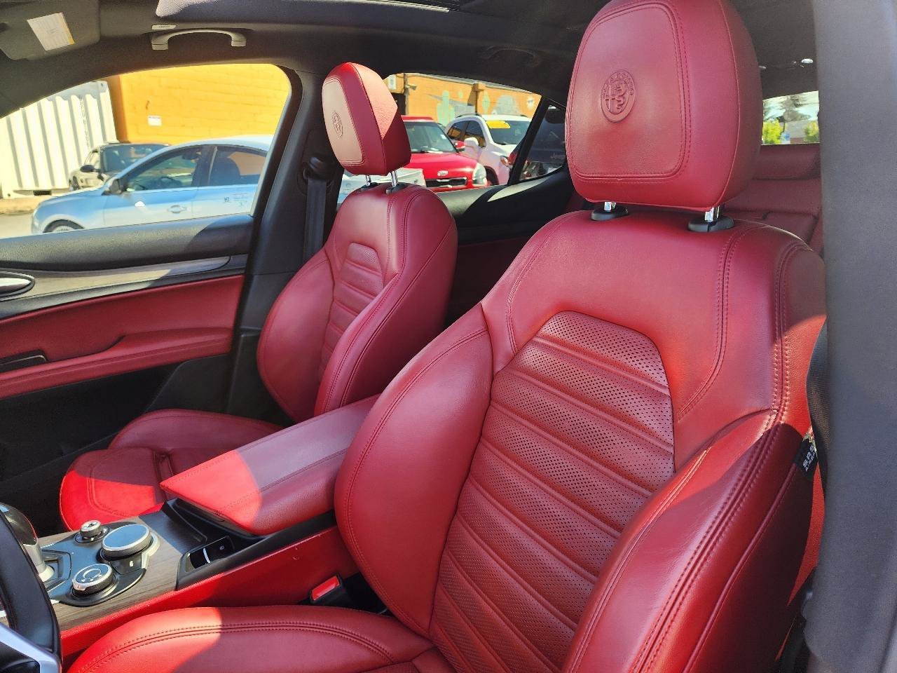 Used 2018 Alfa Romeo Stelvio Ti Sport AWD/4WD image 15