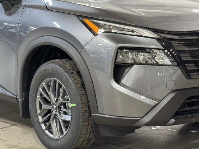 New 2026 Nissan Rogue S image 3