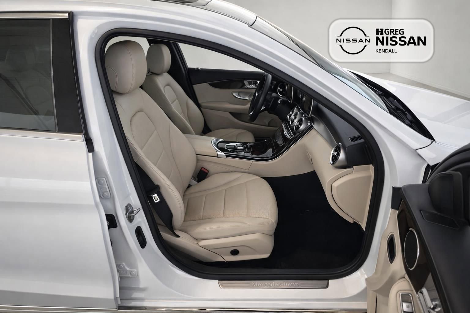 Used 2018 Mercedes-Benz C 300 Sedan image 11