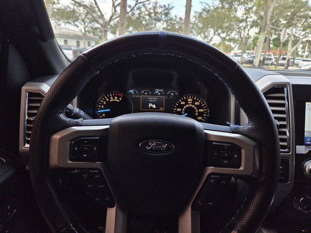 Used 2015 Ford F150 Lariat image 19