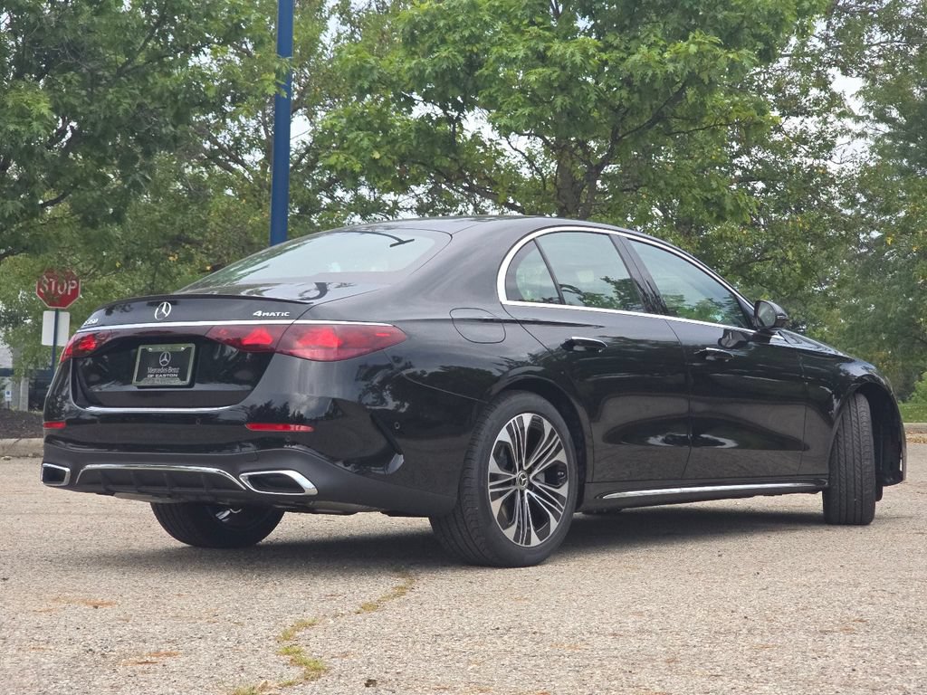 New 2027 Mercedes-Benz E 350 4MATIC Sedan image 17