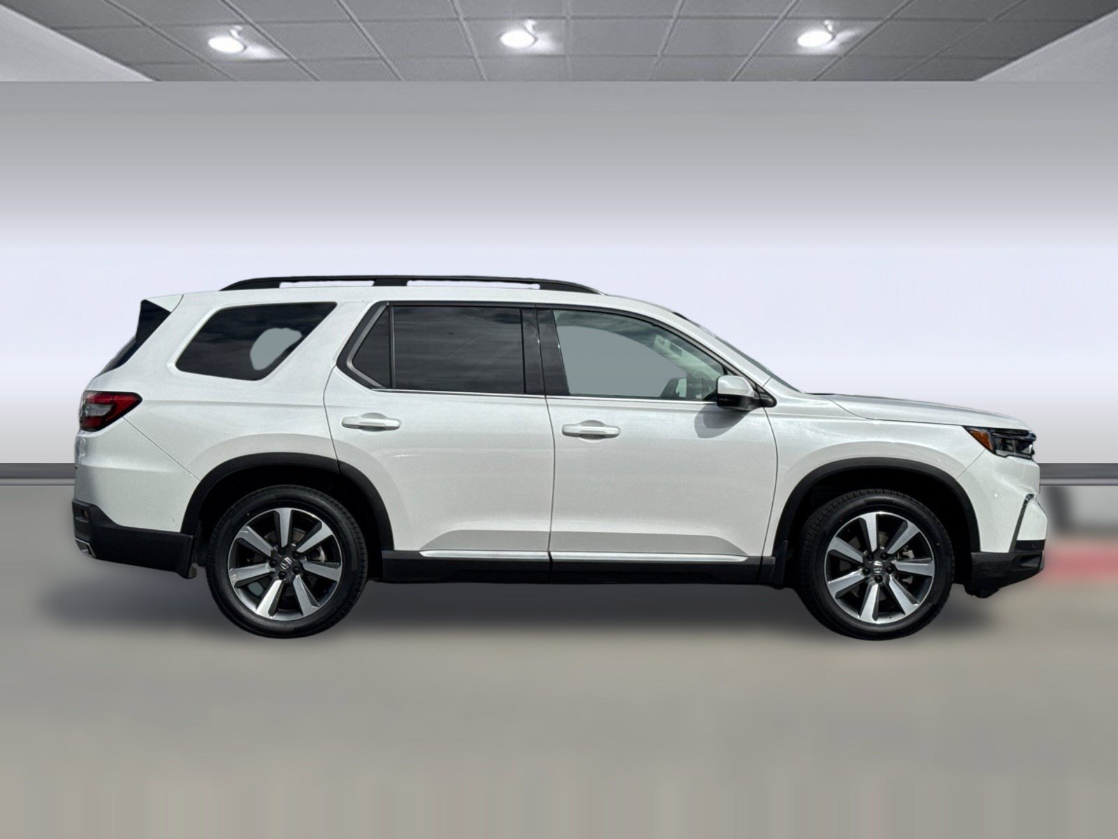 Certified 2023 Honda Pilot Touring image 7