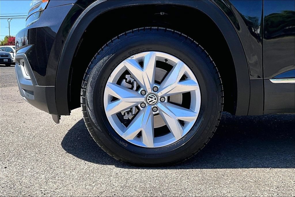 Used 2018 Volkswagen Atlas SEL FWD image 12