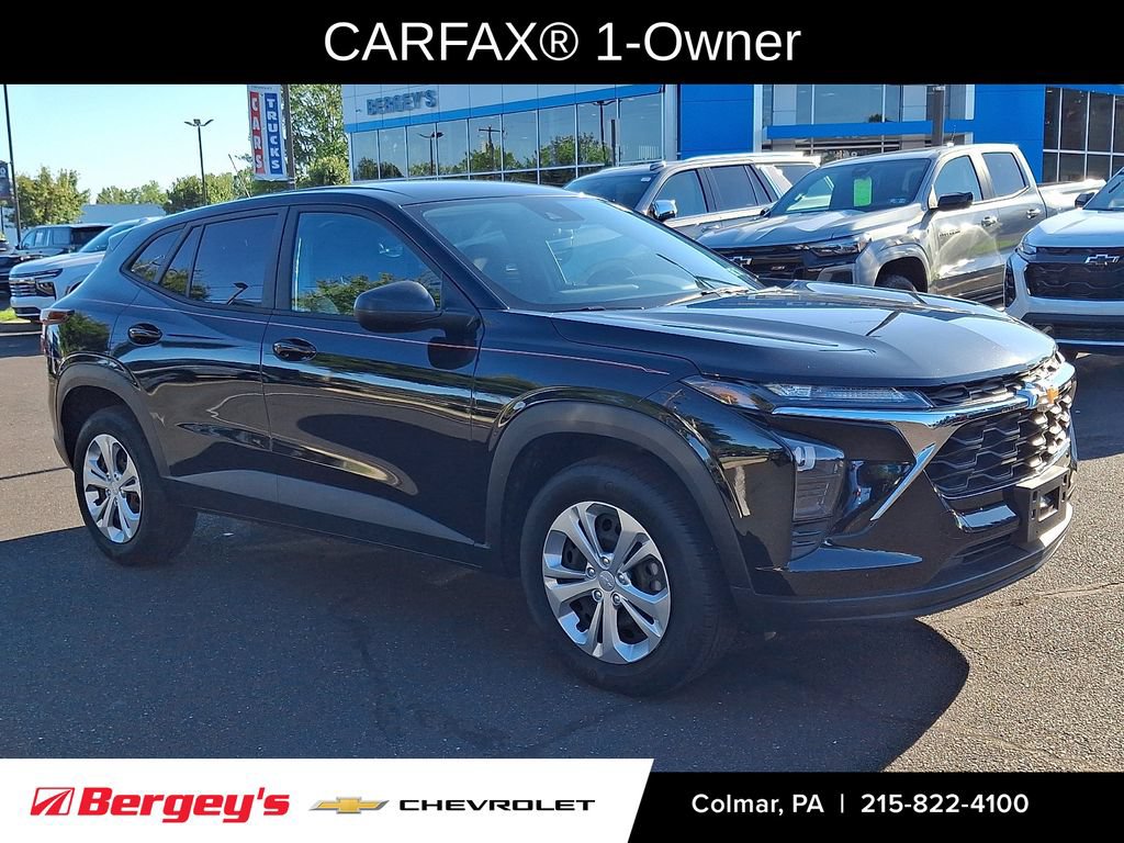 Certified 2024 Chevrolet Trax LS FWD image 3