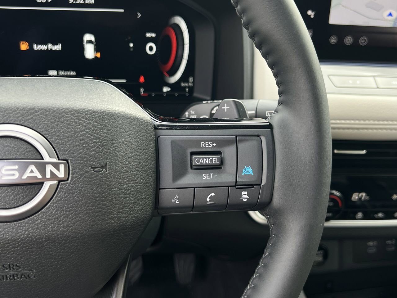 Certified 2025 Nissan Rogue SL image 10