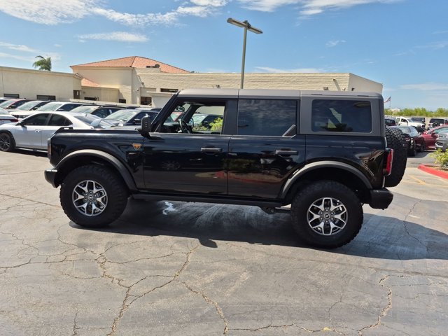 Used 2025 Ford Bronco Badlands AWD/4WD image 9
