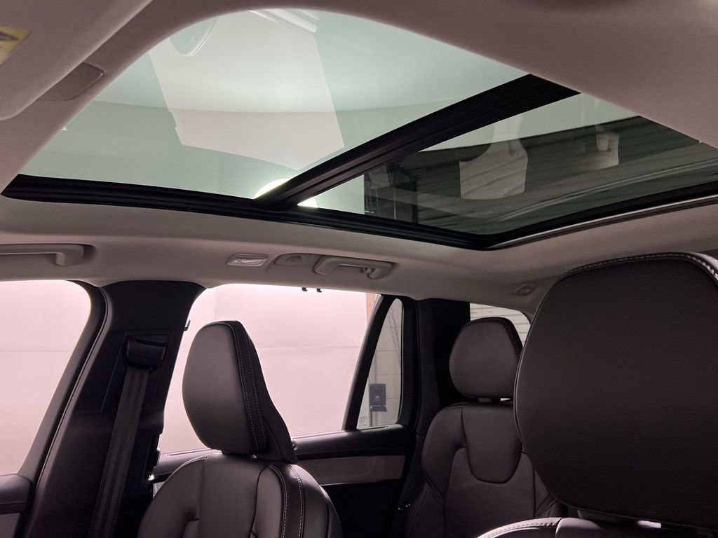 New 2026 Volvo XC90 B6 Ultra image 14