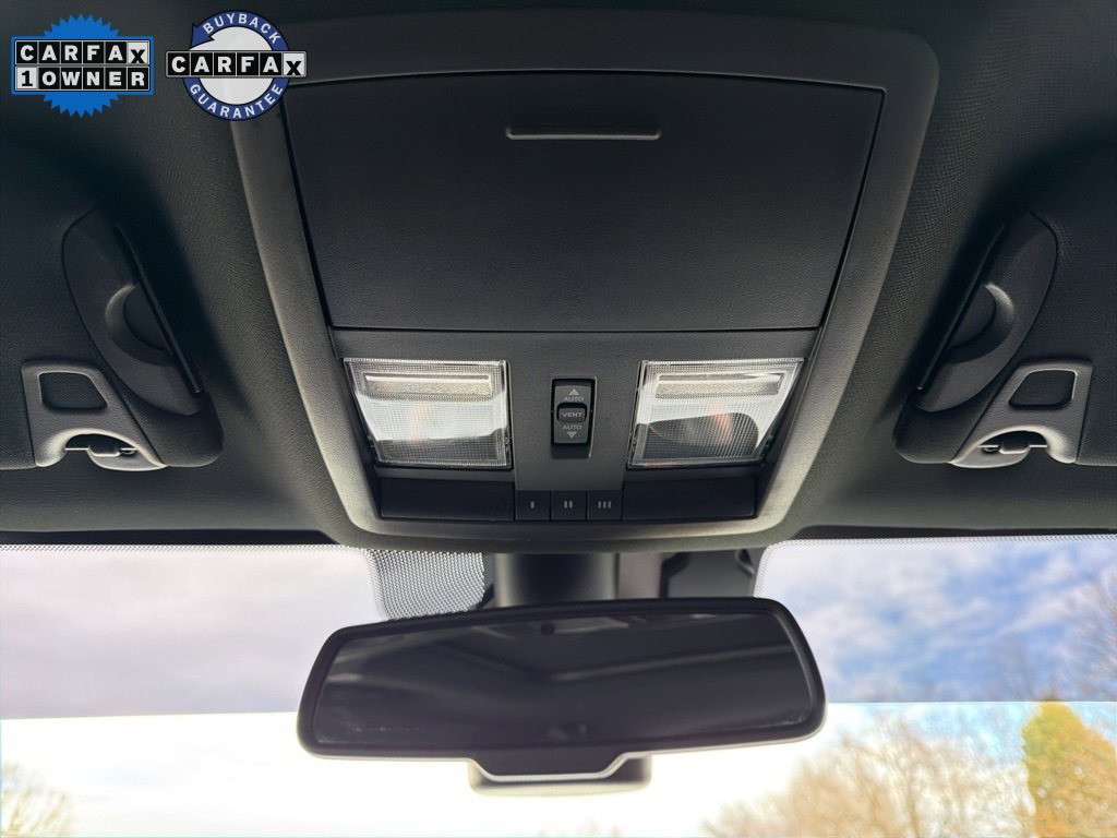 Used 2023 Dodge Challenger R/T w/ Blacktop Package image 30