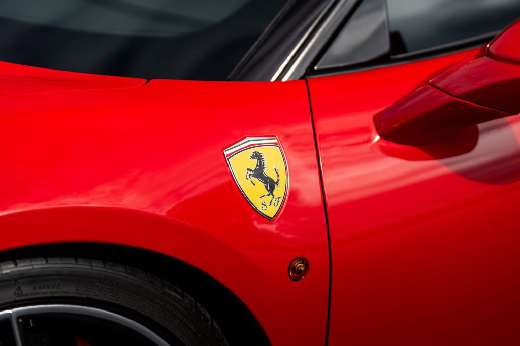 Used 2017 Ferrari 488 GTB image 12