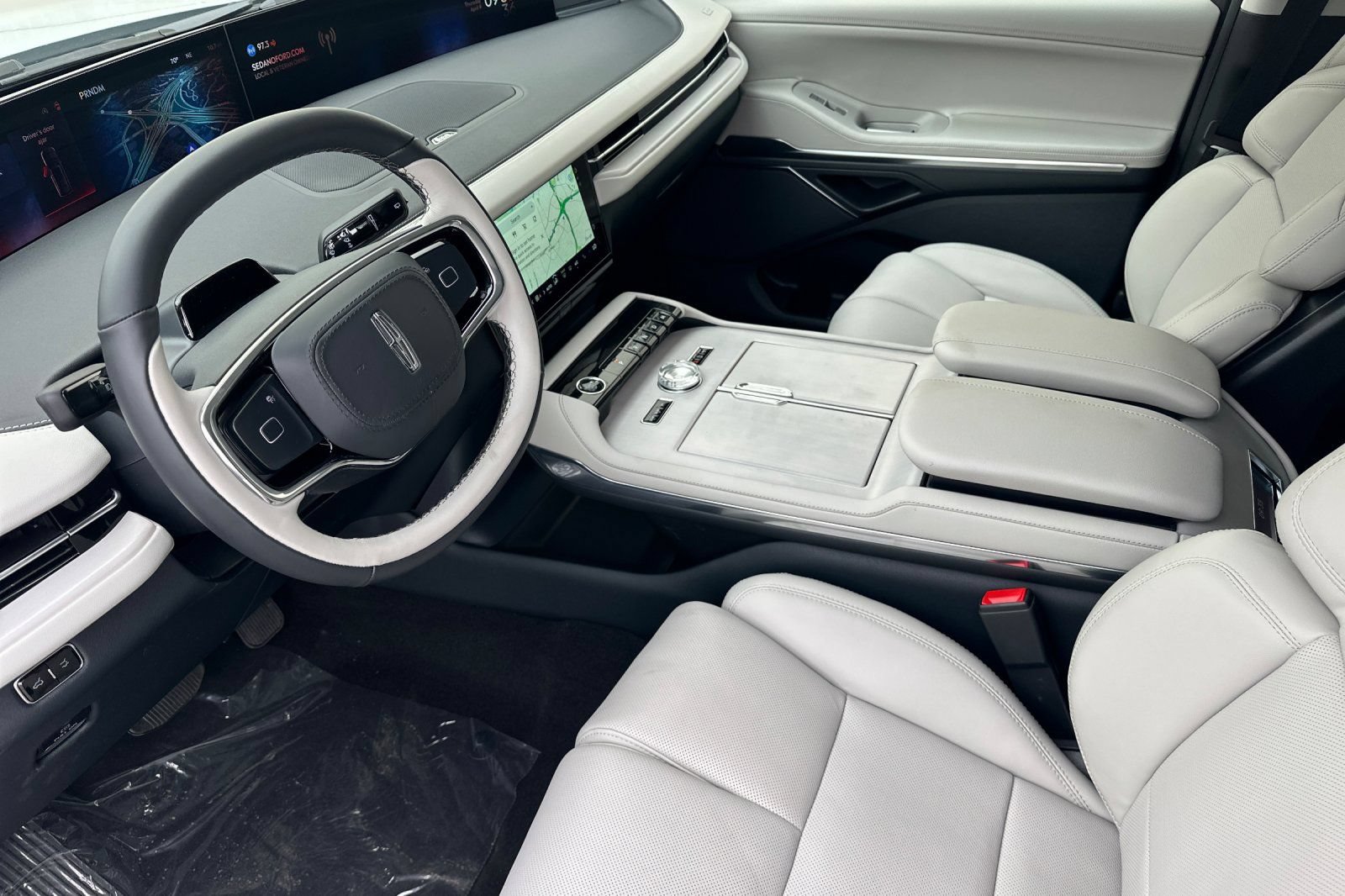 New 2026 Lincoln Navigator Premiere AWD/4WD image 9