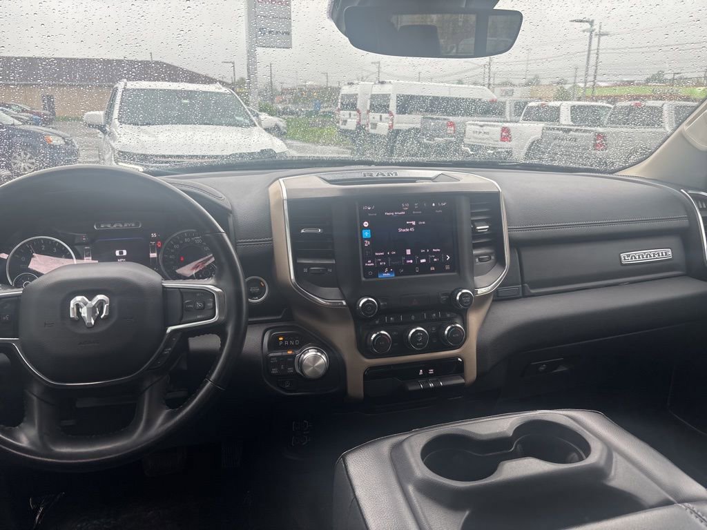 Used 2022 RAM 1500 Laramie AWD/4WD image 4