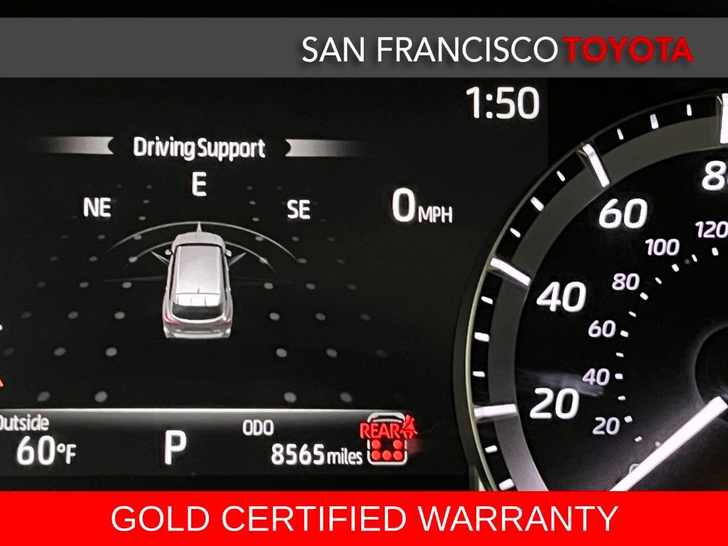 Certified 2025 Toyota Highlander XLE image 38