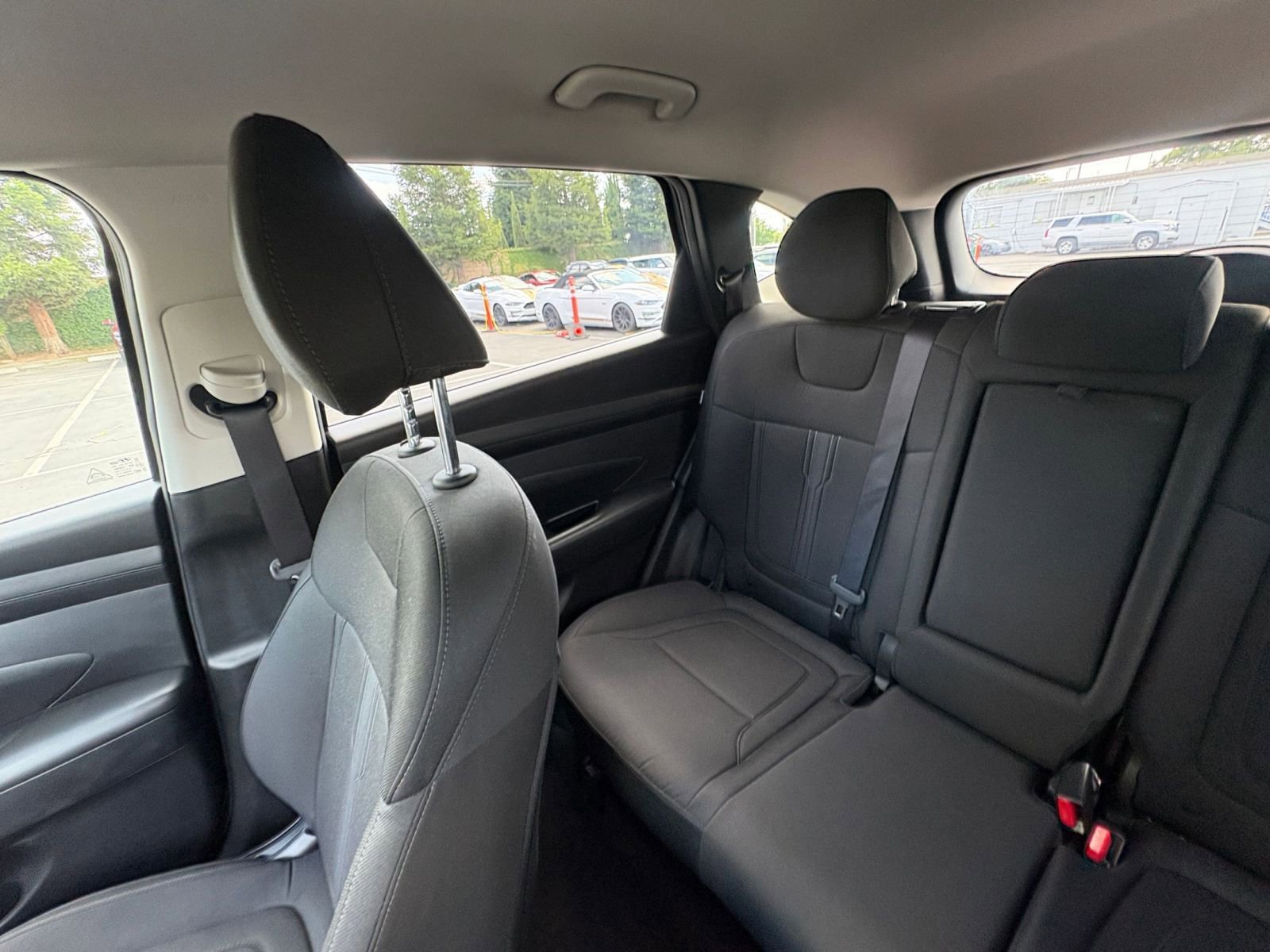 Used 2025 Hyundai Tucson SEL AWD/4WD image 42