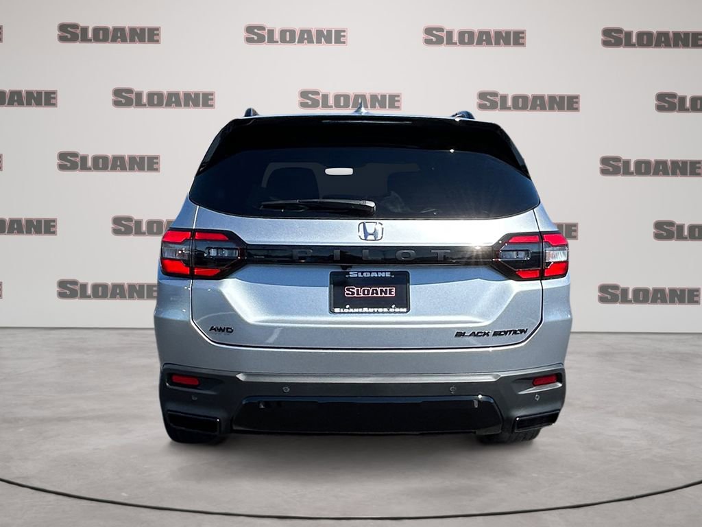 New 2026 Honda Pilot Black Edition image 4