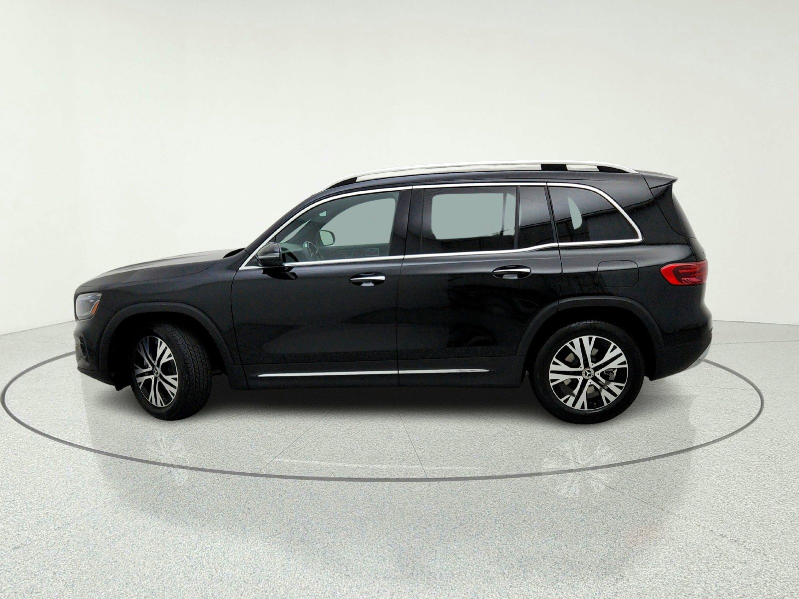 Certified 2024 Mercedes-Benz GLB 250 image 14