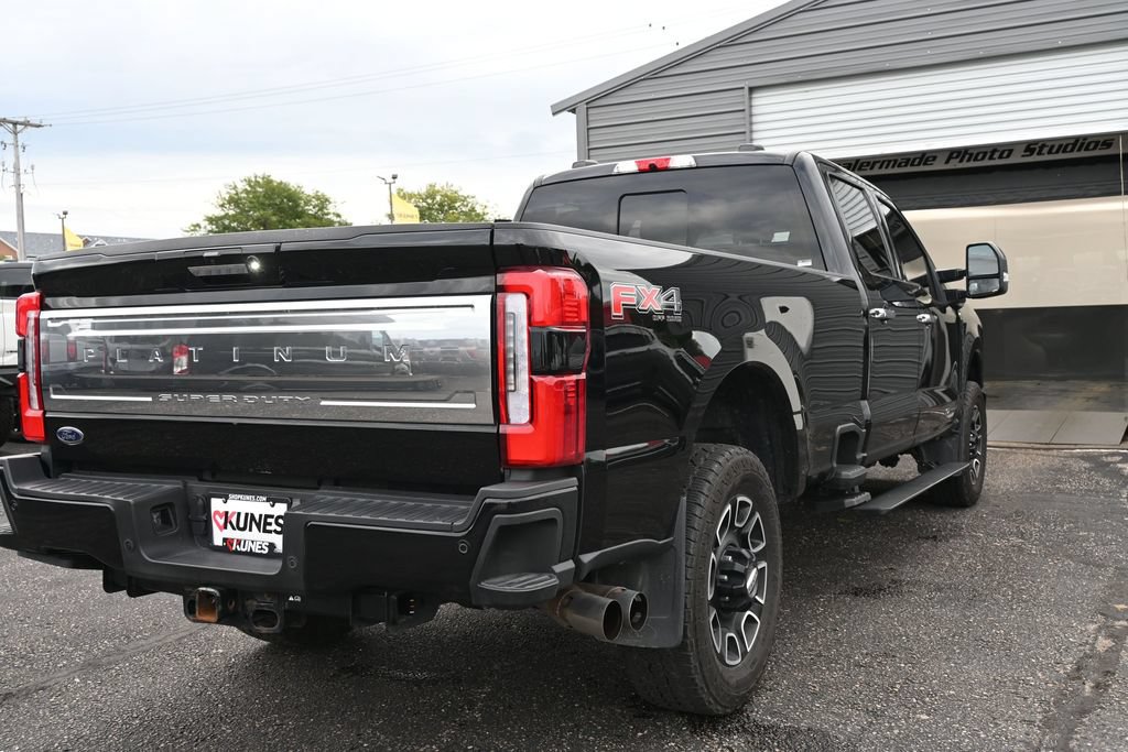 Used 2024 Ford F350 Platinum AWD/4WD image 11