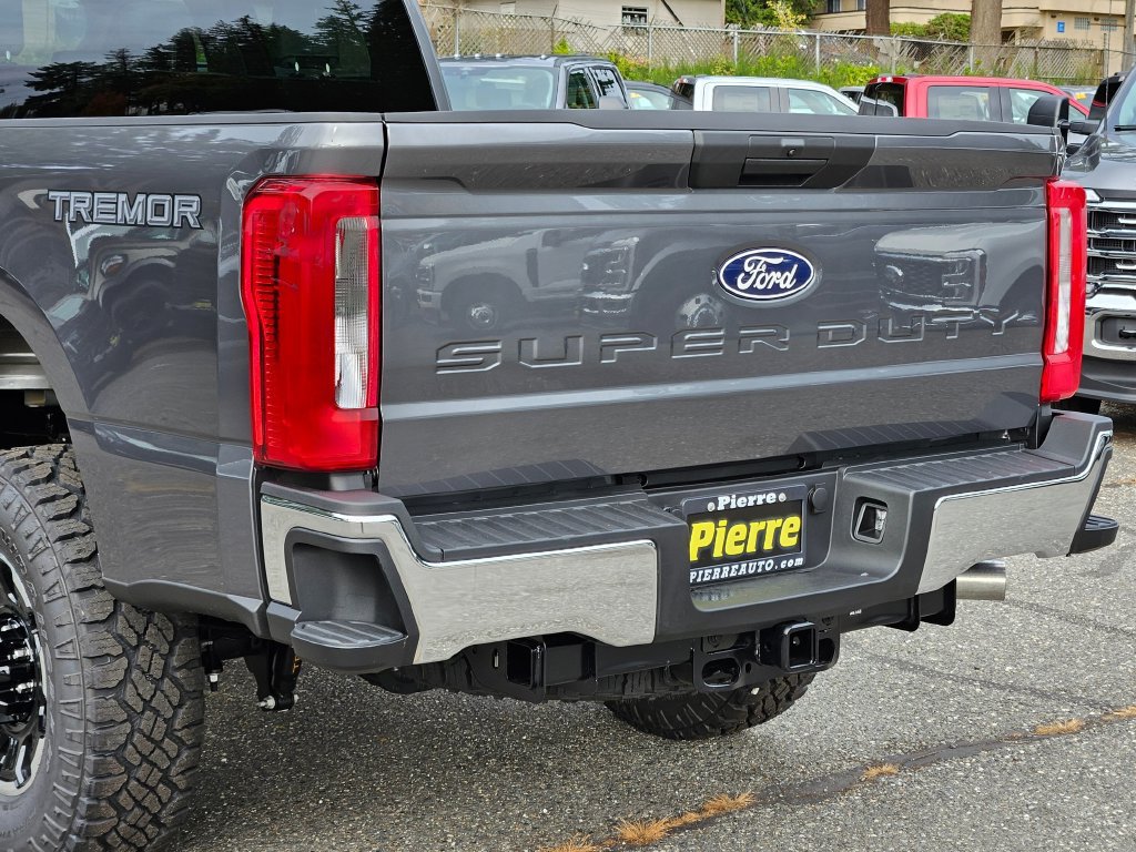 New 2027 Ford F250 XLT w/ Tremor Off-Road Package AWD/4WD image 12