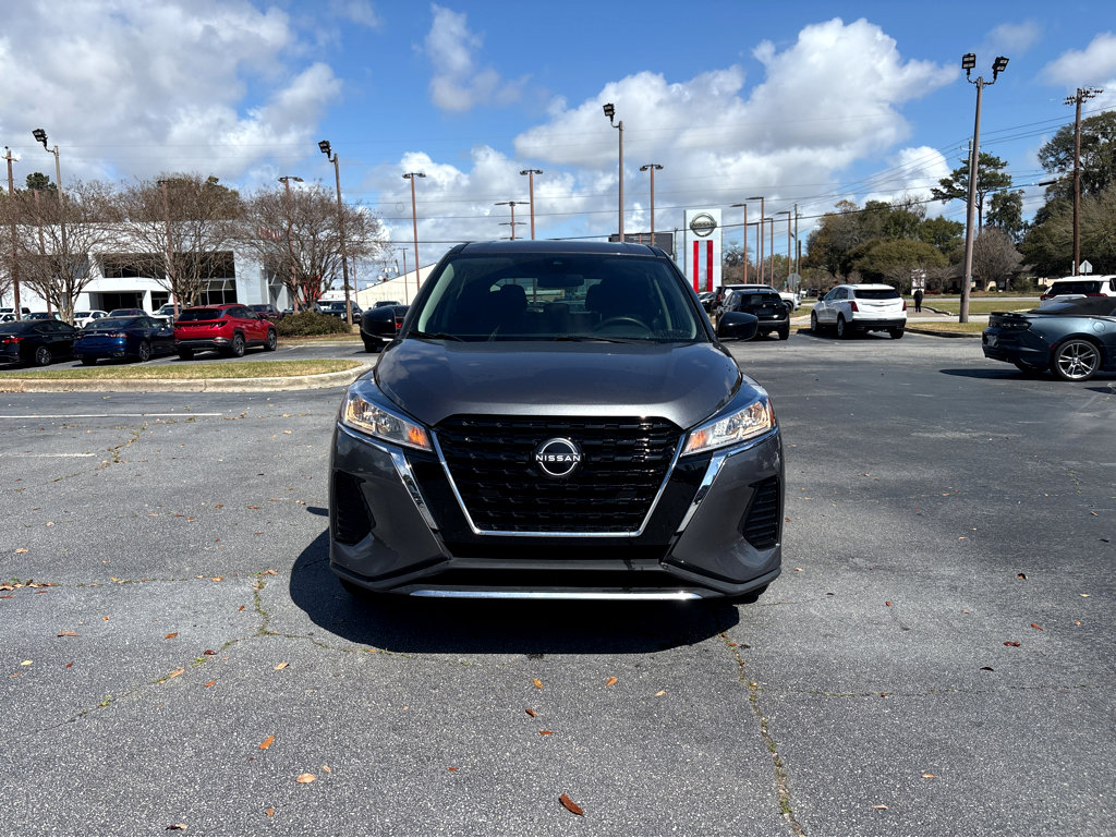 Used 2023 Nissan Kicks S FWD video 2