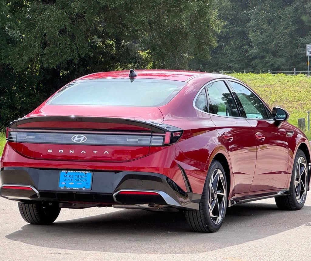 New 2026 Hyundai Sonata SEL FWD image 13