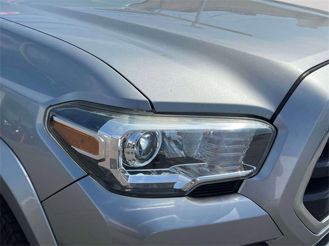 Used 2018 Toyota Tacoma SR5 image 9
