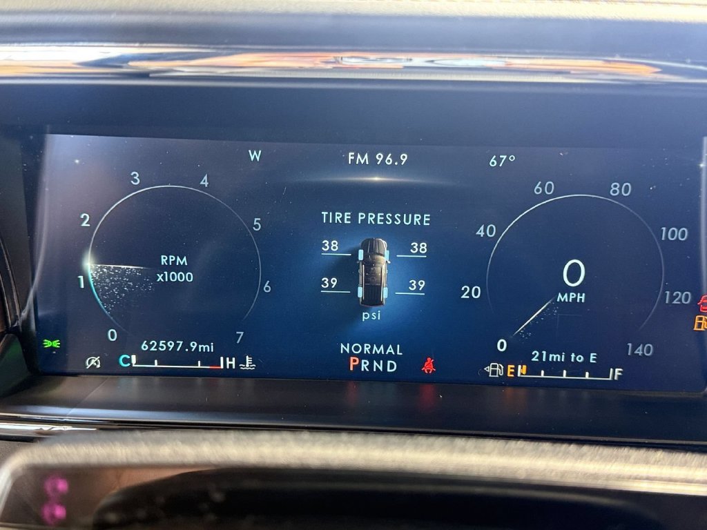 Certified 2023 Lincoln Navigator L Black Label AWD/4WD image 18