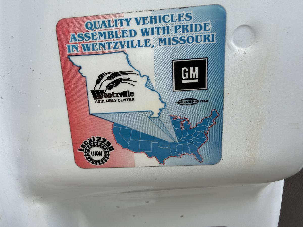 Used 2025 GMC Savana 3500 RWD image 22