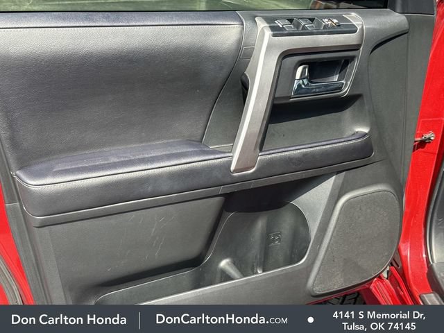 Used 2022 Toyota 4Runner TRD Sport AWD/4WD image 9