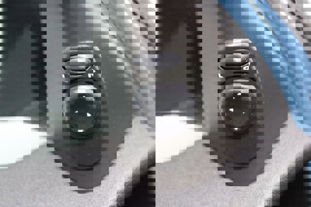 Used 2008 Saab 9-3 2.0T w/ Moonroof Package image 13