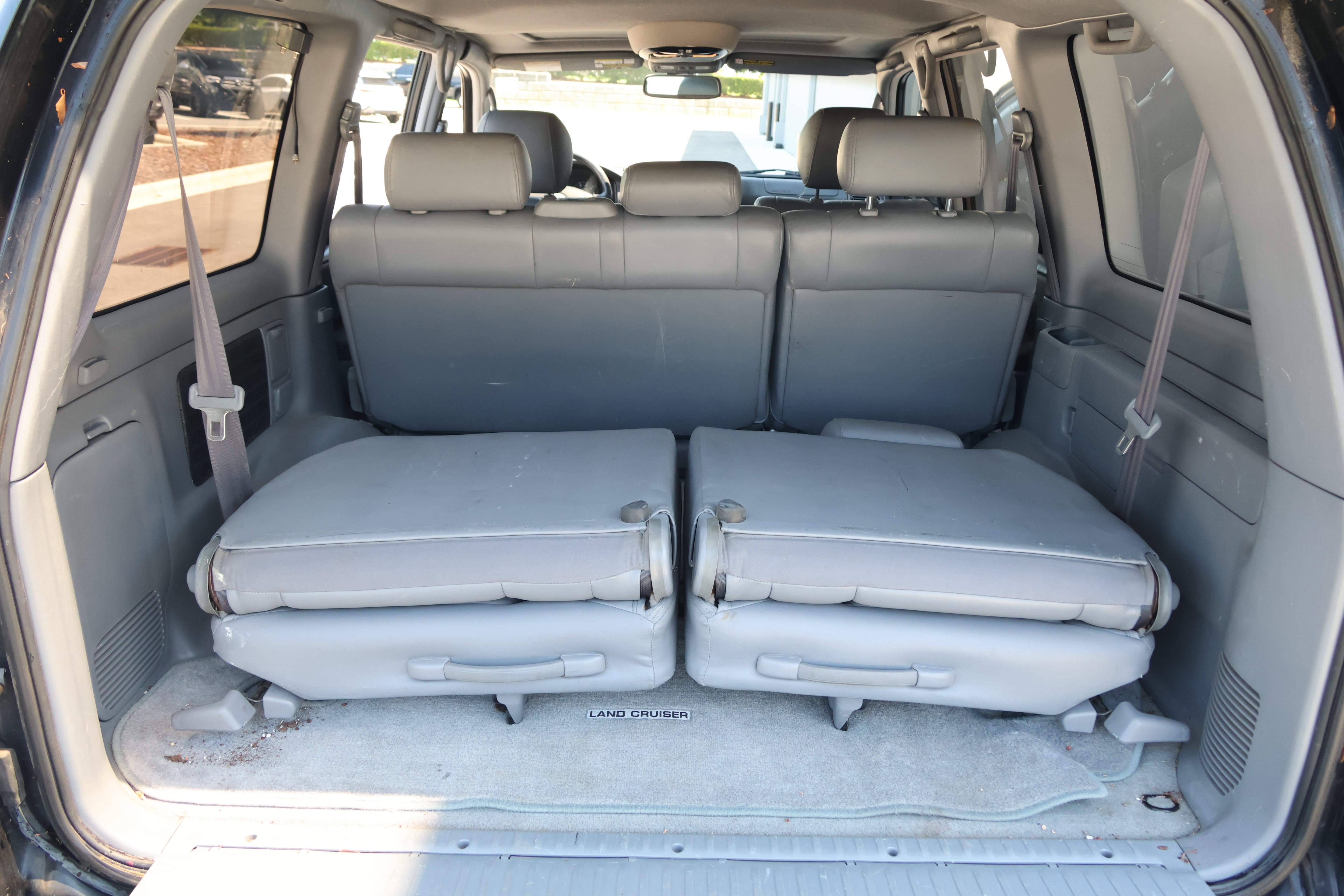 Used 2001 Toyota Land Cruiser AWD/4WD image 33