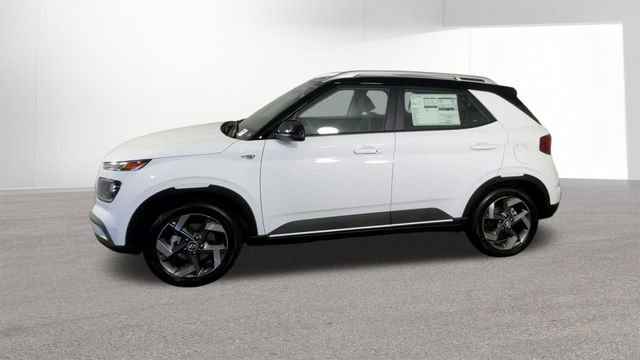 New 2026 Hyundai Venue SEL FWD image 5